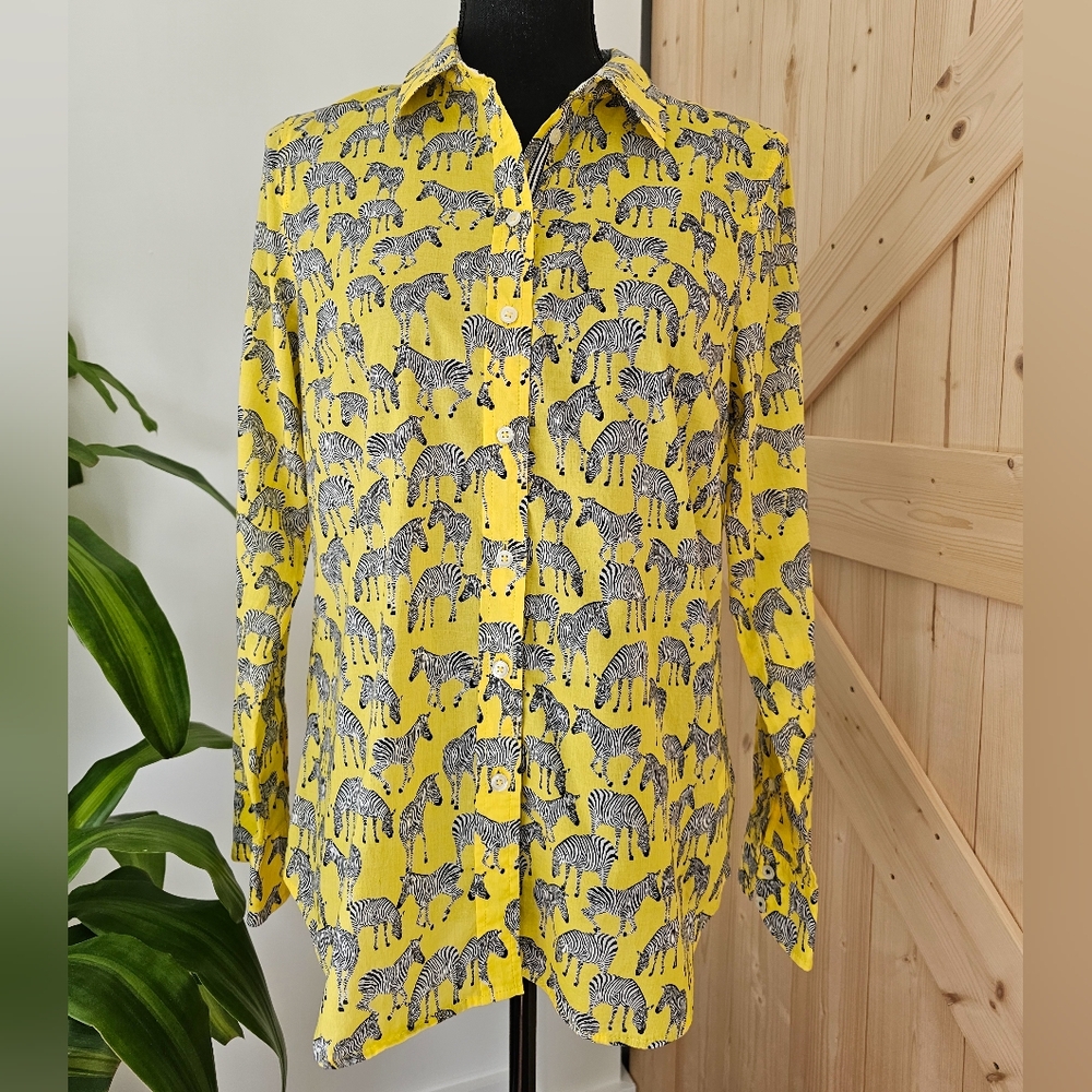 TALBOTS size S Women's Zebra Animal Print‎ 100% Cotton Button-down Shirt